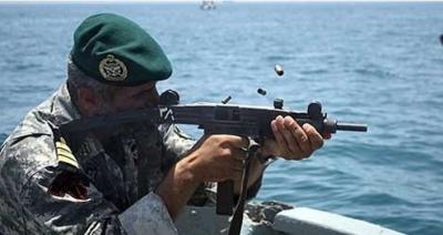 اليمن :البحرية الإيرانية تحبط هجوما على سفينة تجارية  في خليج عدن