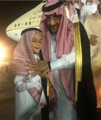 السعودية : ظهور جديد للأمير محمد بن نايف مغادرا جده الى هذه المنطقة (صورة)