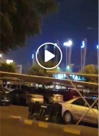 شاهد بالفيديو مشهد لسقوط جسم غريب يعتقد أنه نيزك في إمارة رأس الخيمة بالامارات