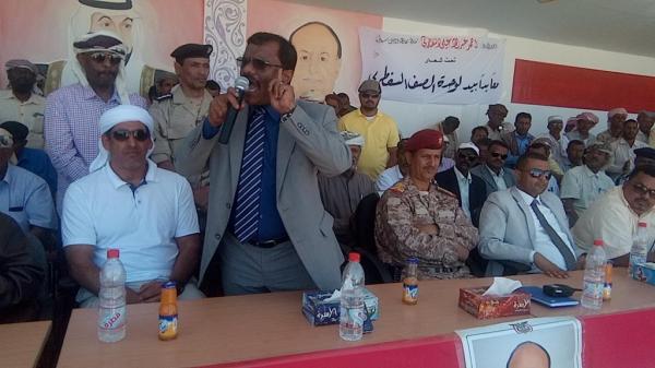اليمن : شاهد بالوثائق تجاوزات محافظ سقطرى بن حمدون ومخاطبة الرئاسة والداخلية له بهذه التجاوزات (وثائق)