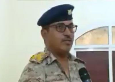 شاهد بالفيديو العميد المعمري ناطق القوات الجوية الذي انشق عن جماعة الحوثي بصنعاء وغادر الى عدن