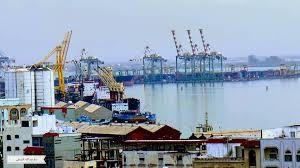 بعد غياب سنوات : وصول سفينة الحاويات KIEL TRADER التابعة للخط الملاحي العالمي MAERSK LINE إلى ميناء عدن