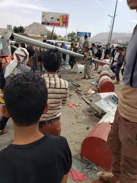 قتلى وجرحى في منطقة السعبين بصنعاء بحادث مروع  (صور)