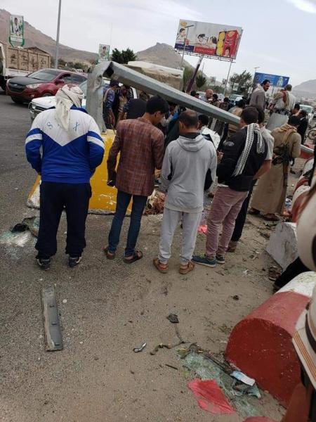 قتلى وجرحى في منطقة السعبين بصنعاء بحادث مروع  (صور)