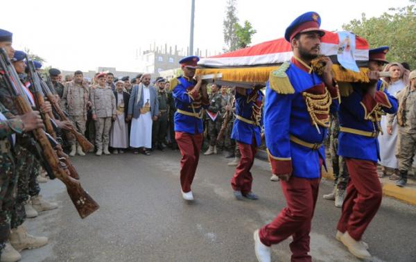 تشييع جنازة العميد شعلان بحضور العرادة والمقدشي