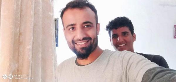 عدن:سلطات الانتقالي تفرج عن الصحفي عادل الحسني بعد شهور من الاعتقال