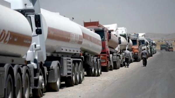 إيران ترسل صهاريج محملة بالبنزين إلى لبنان كمساعدات عبر العراق