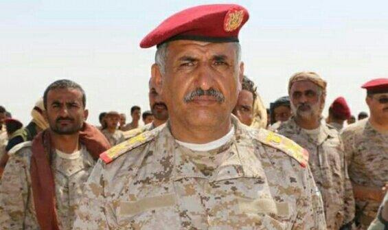 قائد عسكري بارز:جماعة الحوثي تلعب بورقة الشائعات التي تروج لانتصارات وهمية