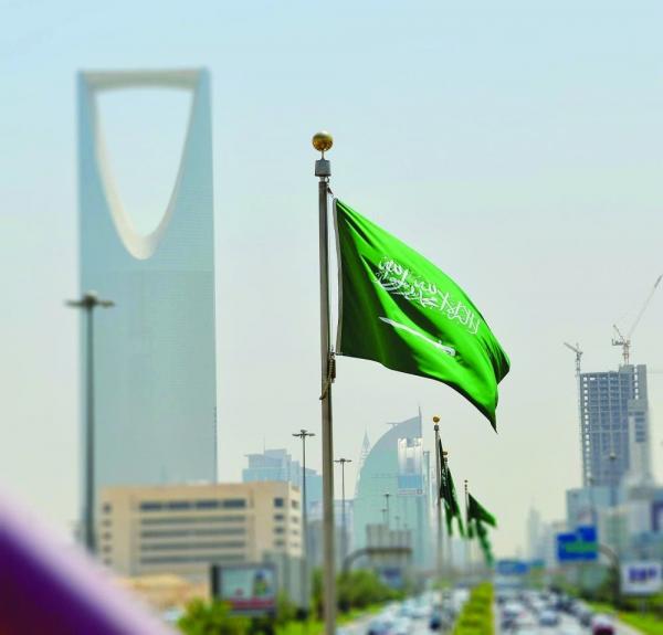أمير سعودي يطالب بوضع حد لـمنحطين يتطاولون على ملوك سابقين وأمراء