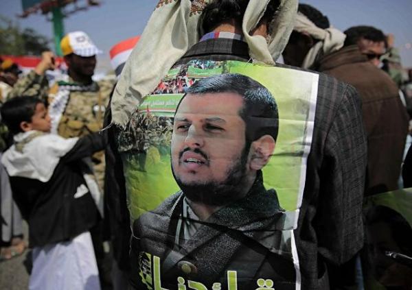 حكومة هادي تبلغ مجلس الأمن بعلاقة مشتركة بين جماعة الحوثي وتنظيم القاعدة