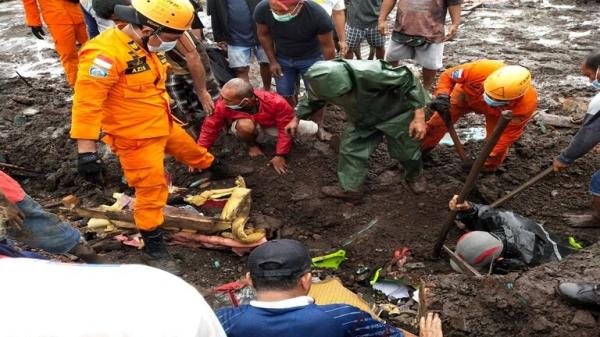 أكثر من 150 قتيلا في فيضانات إندونيسيا وتيمور الشرقية
