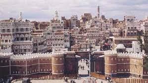 صنعاء:الحقد جعله يتربص  به ست سنوات حتى عاد من غربته فقتله أمام زوجيته وابنه!