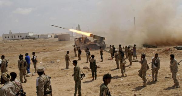 مقتل34شخصاً في معارك عنيفة بين قوات الجيش والحوثيين بمأرب