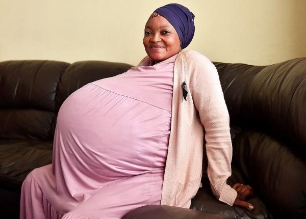 في رقم قياسي عالمي جديد..امرأة نيجيرية تلد عشرة توائم