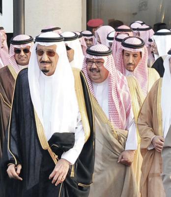 الديوان الملكى السعودى يعلن وفاة الأمير نواف بن عبدالعزيز 