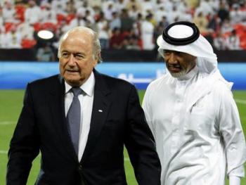  كسر هيمنة الغرب وتولي رئاسة الفيفا من ا لقطري بن همام  