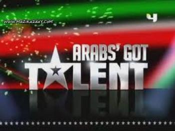 فيديو- فرقة مغربية تقلب مسرح Arabs Got Talent وتنهي عرضها بالدبكة اللبنانية